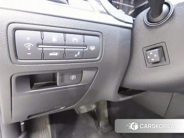 Genesis G80 id 3021440 из Кореи 7