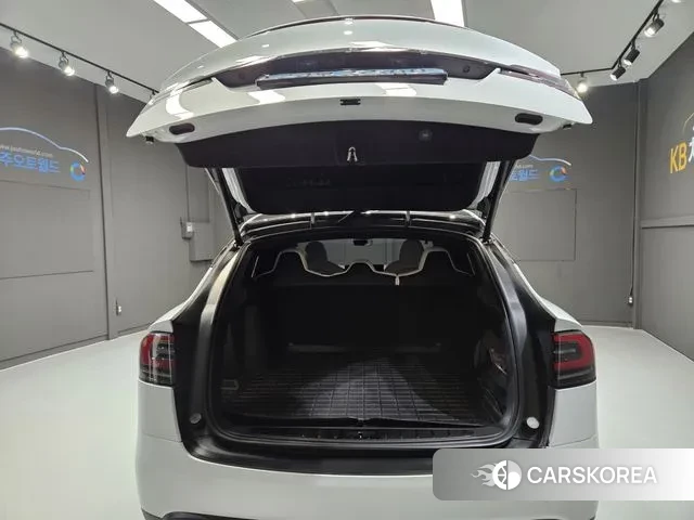 Tesla Model X id 3502885 из Кореи 7
