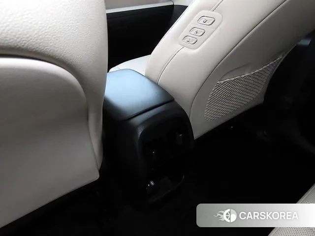 Hyundai Kona (SX2) id 3472418 из Кореи 7