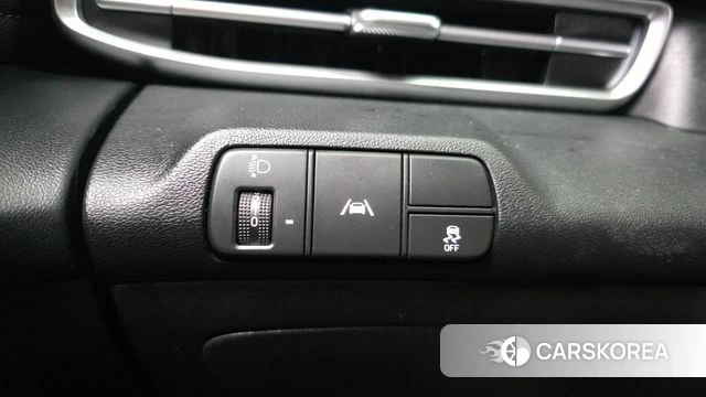 Hyundai Avante (CN7) id 4618749 из Кореи 7