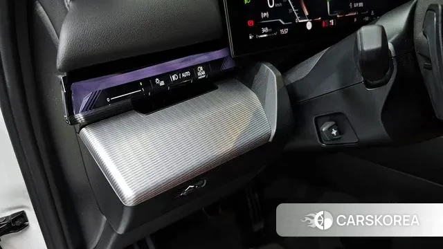 BMW 5 Series (G60) id 3446981 из Кореи 7