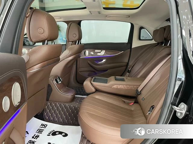 Mercedes-Benz E-class id 4359595 из Китая 7