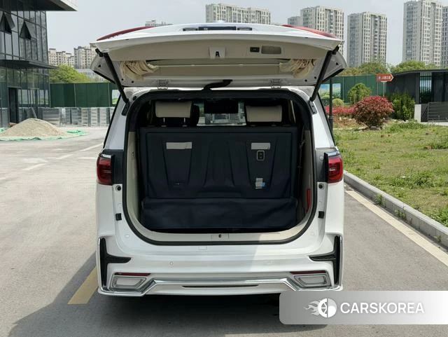 Buick GL8 id 4209322 из Китая 7