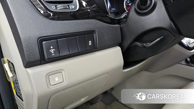 Kia The New Carnival id 4430236 из Кореи 7