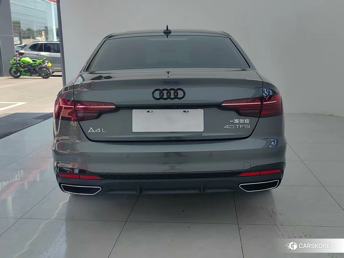 Audi A4L id 4455745 из Китая 7