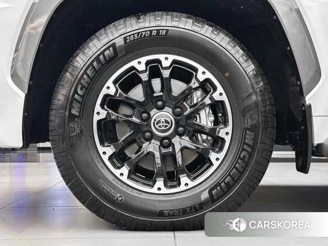 Toyota Sequoia id 4279199 из Китая 7