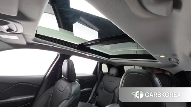 Jeep Cherokee (KL) id 3468599 из Кореи 7