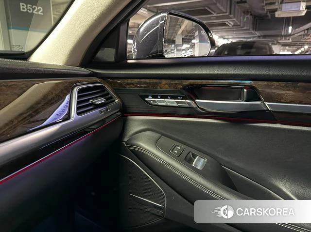 Genesis G90 id 4196573 из Кореи 7