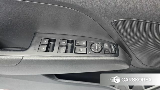 Hyundai Avante AD id 4557985 из Кореи 7