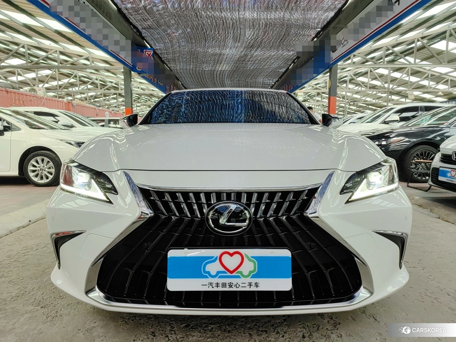 Lexus ES id 4493228 из Китая 7