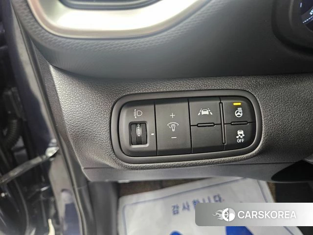 Hyundai Venue id 3885178 из Кореи 7