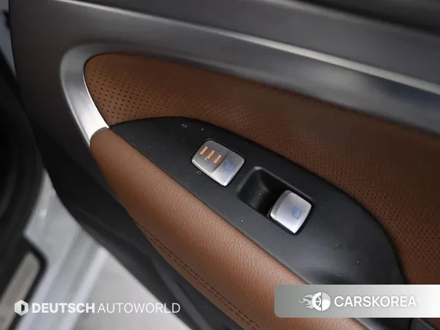 Genesis G70 id 3522579 из Кореи 7