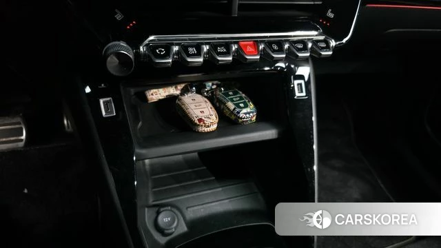 Peugeot e-2008 second generation id 3819140 из Кореи 7