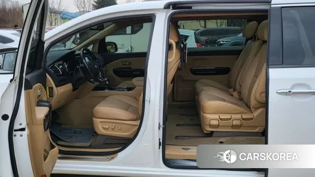 Kia The New Carnival id 2976601 из Кореи 7