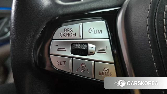 BMW 5 Series (G30) id 4632351 из Кореи 7