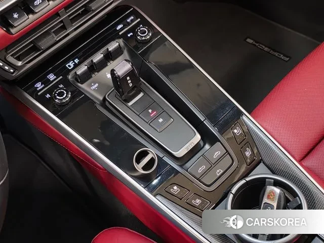 Porsche 911(992) id 3597927 из Кореи 7