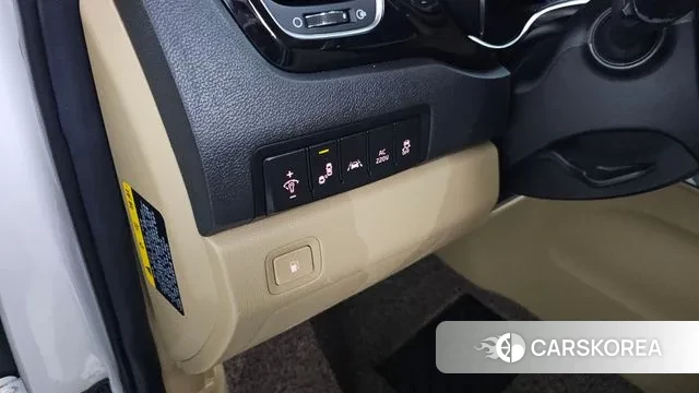 Kia The New Carnival id 3313220 из Кореи 7