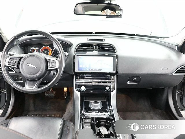 Jaguar XE id 4377908 из Кореи 7