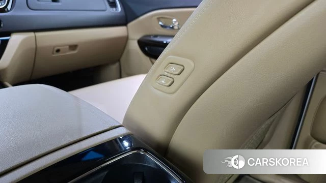 Kia The New Carnival id 4637958 из Кореи 7