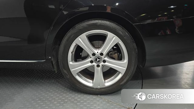 Mercedes-Benz E-Class W213 id 4605463 из Кореи 7