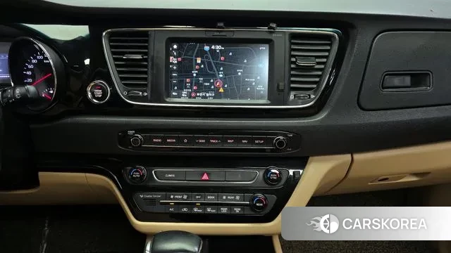 Kia All New Carnival id 3440037 из Кореи 7