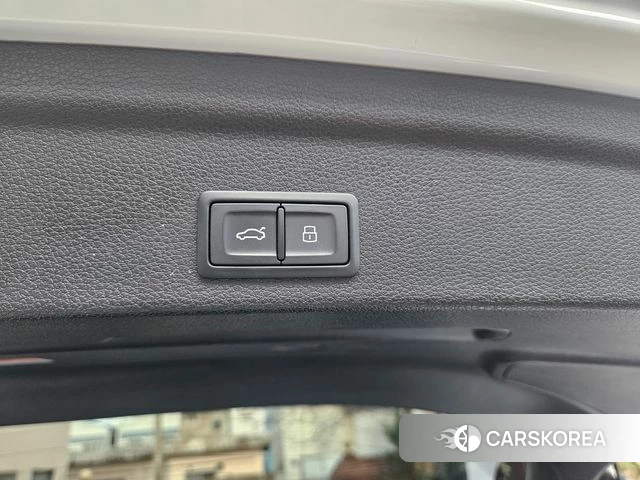 Audi Q3 (F3) id 3824850 из Кореи 7