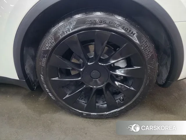 Tesla Model Y id 3477036 из Кореи 7