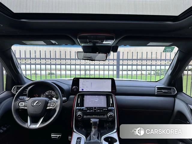 Lexus LX id 4273584 из Китая 7