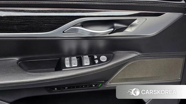 BMW 7 Series (G11) id 3845431 из Кореи 7