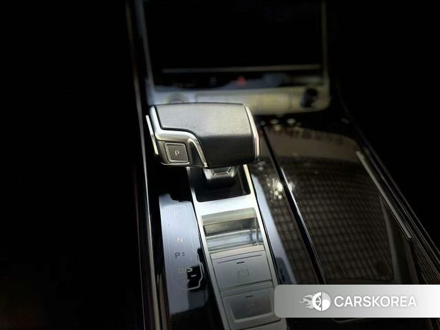Audi A8 id 4217502 из Китая 7