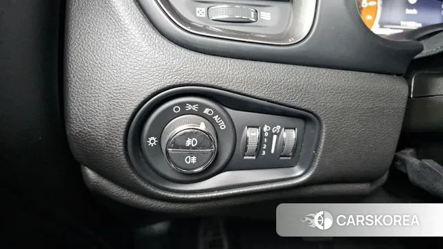 Jeep Renegade id 3434542 из Кореи 7