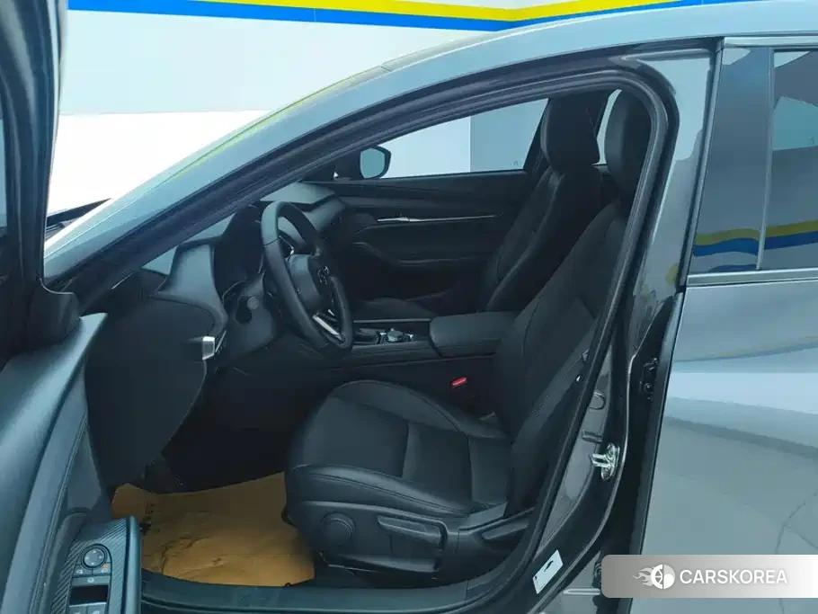 Mazda 3 id 4553757 из Китая 7