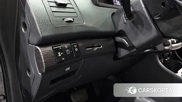 Ssangyong Korando Turismo id 3500016 из Кореи 7