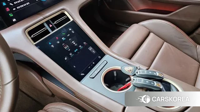 Porsche Taycan id 3281964 из Кореи 7