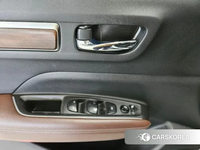 Renault Korea (Samsung) The New QM6 id 3656169 из Кореи 7