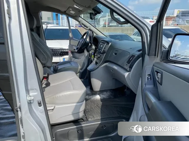 Hyundai The New Grand Starex id 3045259 из Кореи 7