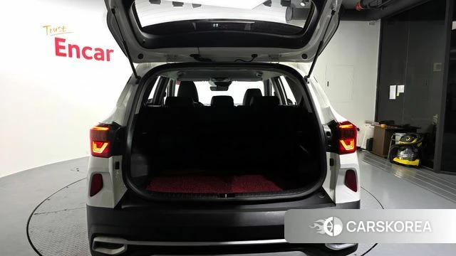 Kia Seltos id 4293121 из Кореи 7