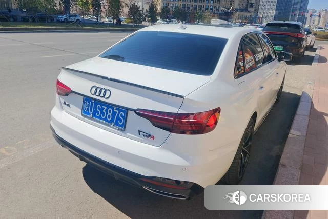 Audi A4L id 4299826 из Китая 7