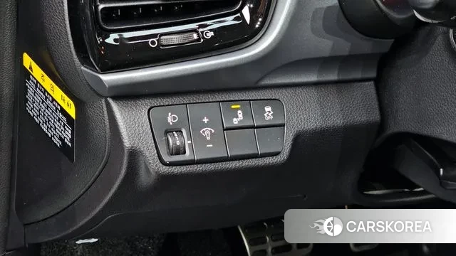 Kia Stonic id 3494023 из Кореи 7