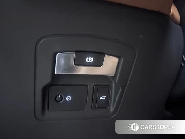 Land Rover Range Rover Velar id 3499911 из Кореи 7