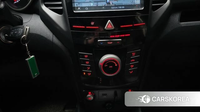 Ssangyong Tivoli Air id 3834892 из Кореи 7