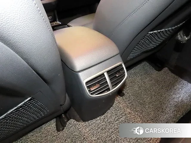 Hyundai The New Ionic Electric id 3385161 из Кореи 7