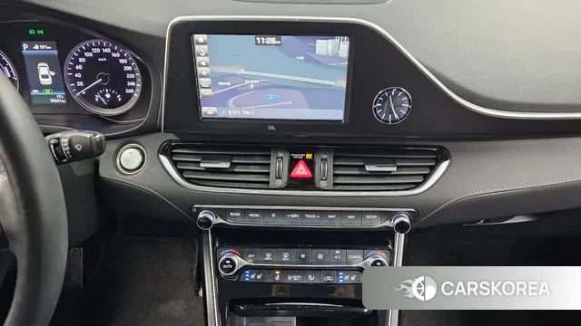 Hyundai Grandeur IG Hybrid id 3324941 из Кореи 7