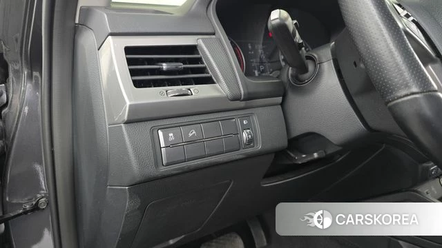Ssangyong Rexton Sports id 4698625 из Кореи 7