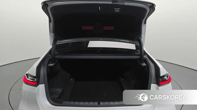 BMW 7 Series (G70) id 4578978 из Кореи 7