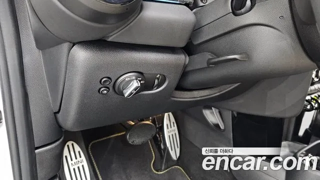 Mini Cooper Electric id 2910597 из Кореи 7