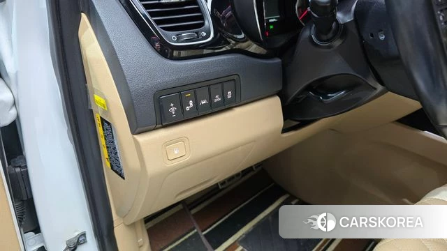 Kia The New Carnival id 4563247 из Кореи 7
