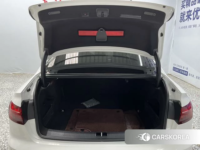 Audi A4L id 4291063 из Китая 7