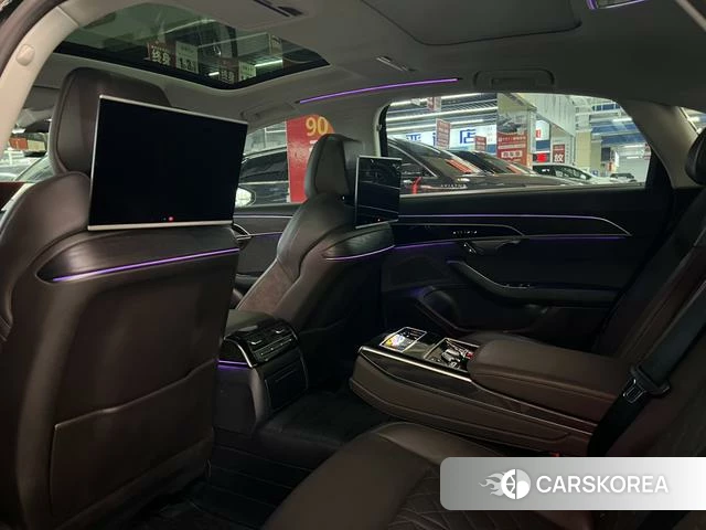 Audi A8 id 4207588 из Китая 7