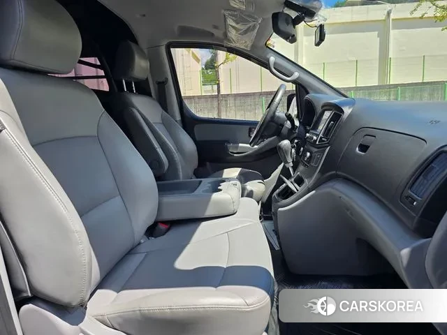 Hyundai The New Grand Starex id 2971245 из Кореи 7